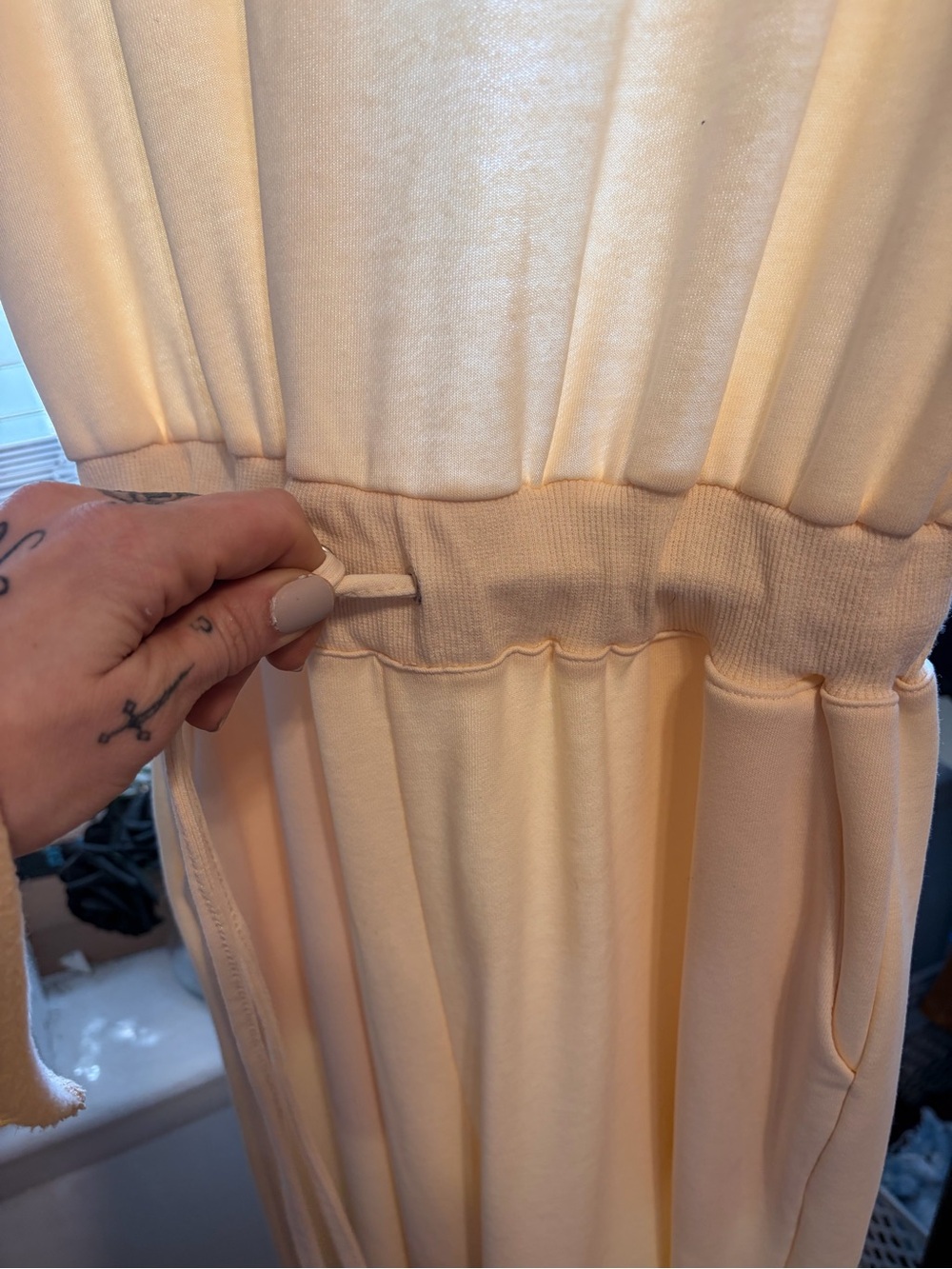 NEW—- Le Lis  Sleeveless Jumpsuit, size small, with POCKETS! - Picture 7 of 9